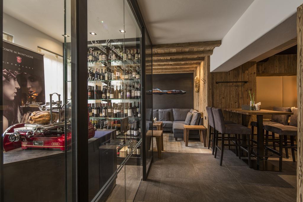 Hotel Marmolada Corvara Buitenkant foto