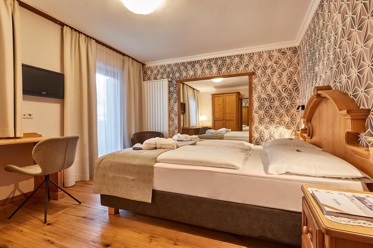 Hotel Marmolada Corvara Buitenkant foto