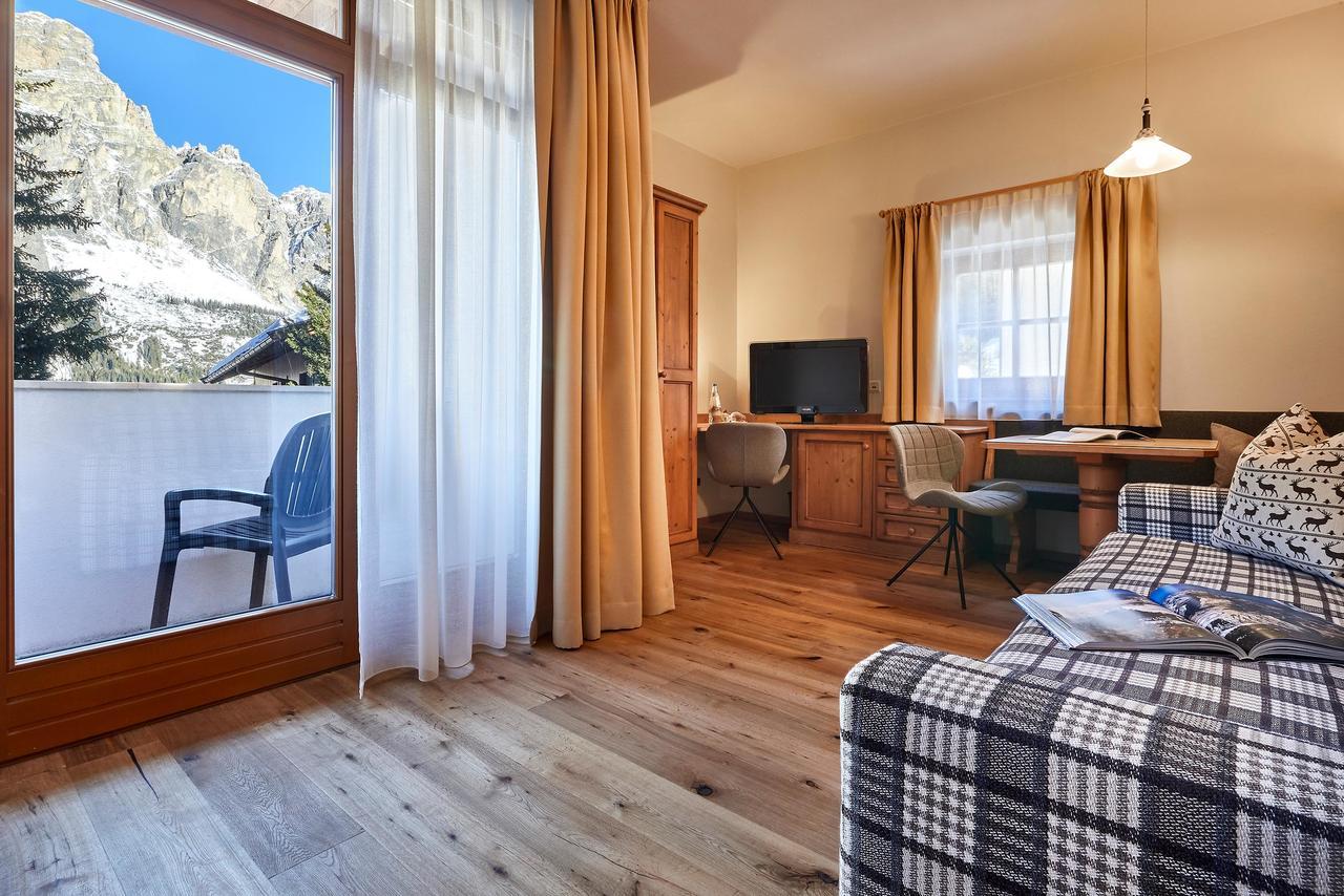 Hotel Marmolada Corvara Buitenkant foto