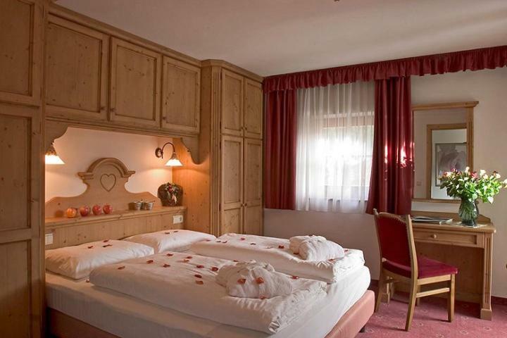 Hotel Marmolada Corvara Buitenkant foto